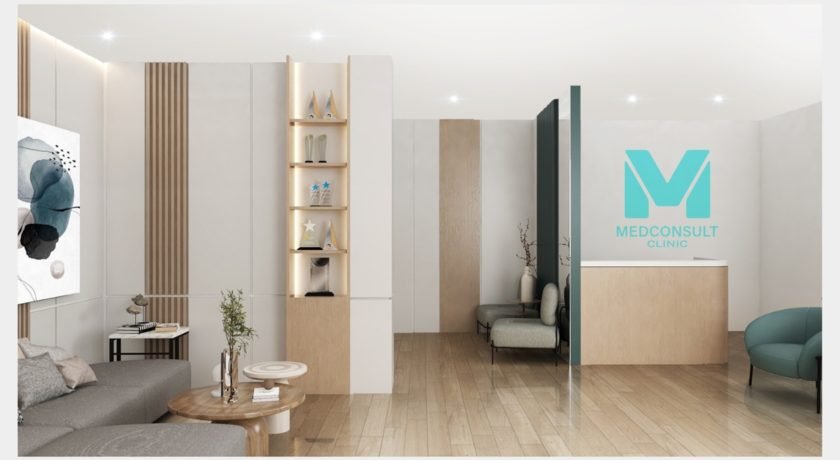 Walk-in Clinic Bangkok 5 Reception desk at MedConsult with a patient arriving, no queue